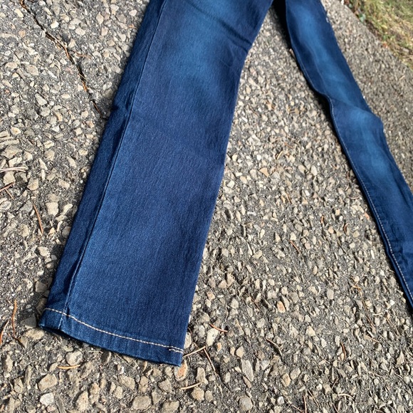 NEW Super Skinny Dark Wash Jeggings - Picture 5 of 6